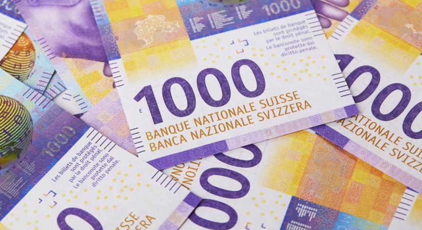 Fű alatt újra csúcsra jár a devizahitelezés Magyarországon: ezzel nem dicsekedett el senki 2026-ban
