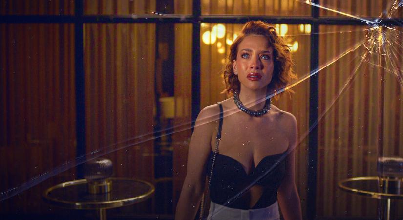 No. 1 a Netflixen: Csak tegnap került fel az érzéki, 16-os sorozat új évada, a magyar nézők máris az élre repítették!