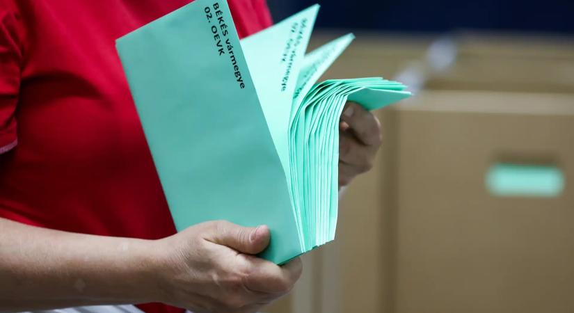 A döntő nap: 143 mandátumig menetelhet a Tisza, ha ma is kitart a fordítási széria