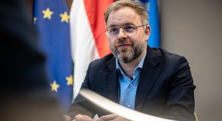 Interjút adott Orbán Balázs, szerinte a Fidesz és a nemzeti oldal teljes megújulására van szükség