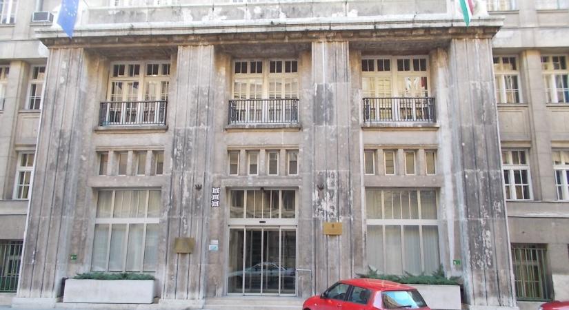 Hol volt az Oktatási Minisztérium – és mi lett az épületével?