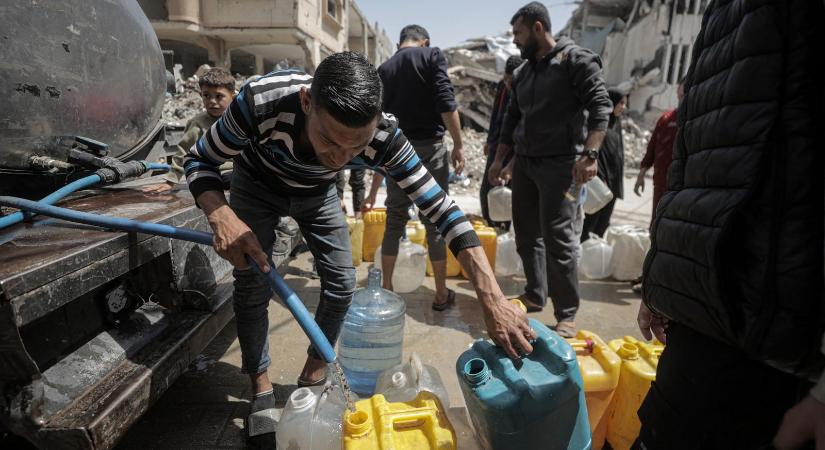 Az UNICEF közölte, izraeli katonák ölték meg két, ivóvizet szállító teherautó sofőrjét