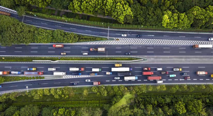 Miért bénázzuk el a segítést baleseteknél? A közlekedési szakértő válaszol