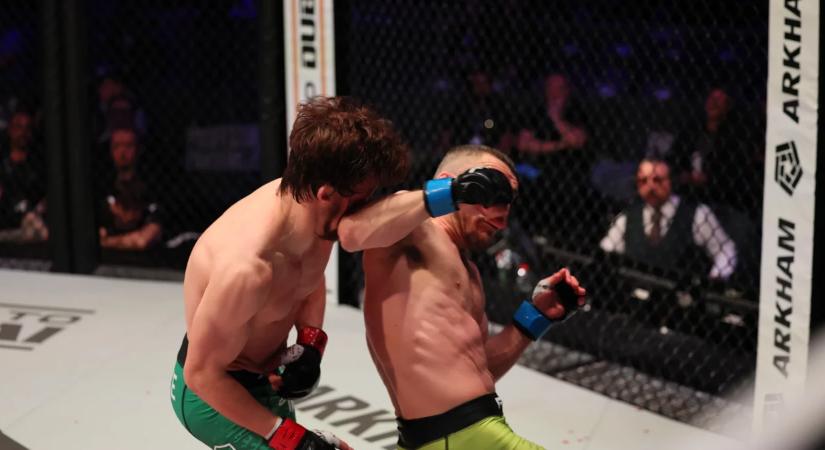 Egy forduló könyökös után jött az év egyik legdurvább KO-ja a ketrecharcostól