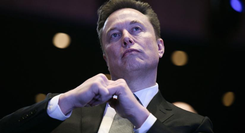 Színes űrálmokat ígér Elon Musk, és csak egy kétezer milliárd dolláros szülinapi ajándékot kér magának cserébe