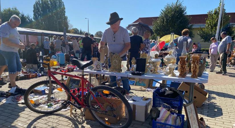 Kincsvadászat indul: ezekre a régiségvásárokra vadászik most a fél Magyarország