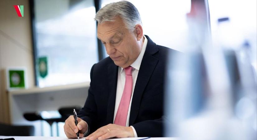 Orbán Viktor aláírta: marad a kamatstop, az árrésstop, és rögzítette a védett üzemanyagárakat is
