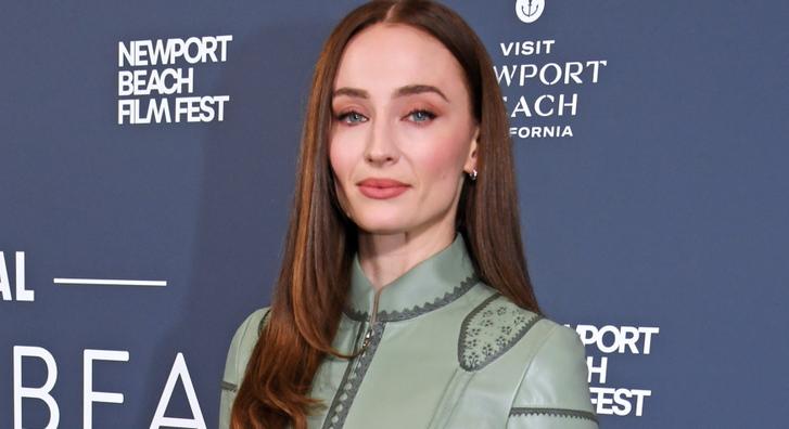 Sophie Turner visszatért a sérülése után, rövidesen újraindul a Tomb Raider forgatása