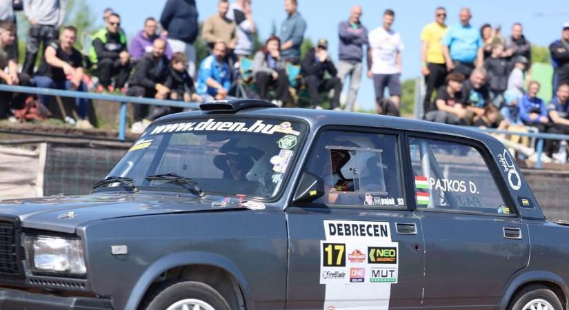 Tele a salakpálya Miskolcon, látványos prológ vonzza a tömeget - fotókkal, videóval