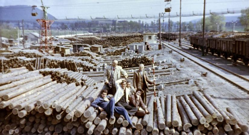 Retró fotókon és videón az elfeledett utcák: ilyen volt 100 év Tatabányán