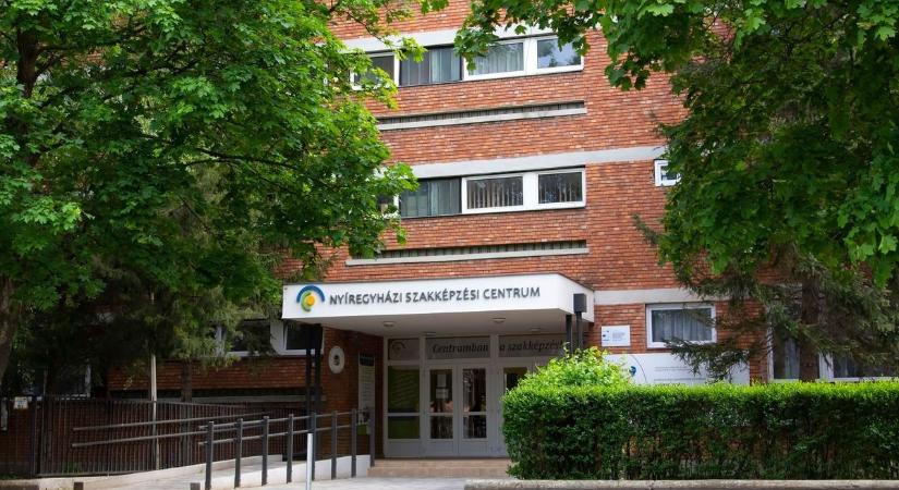 Nyitott műhely: a pályaválasztás előtt állóknak szólt a faipari nyílt nap