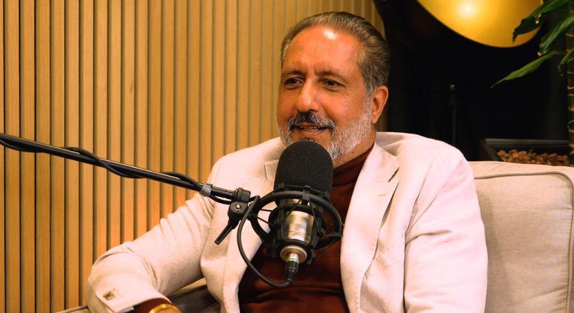 Egy milliárdos, aki inkább mindent elvesztett, csak hogy végre önmaga lehessen