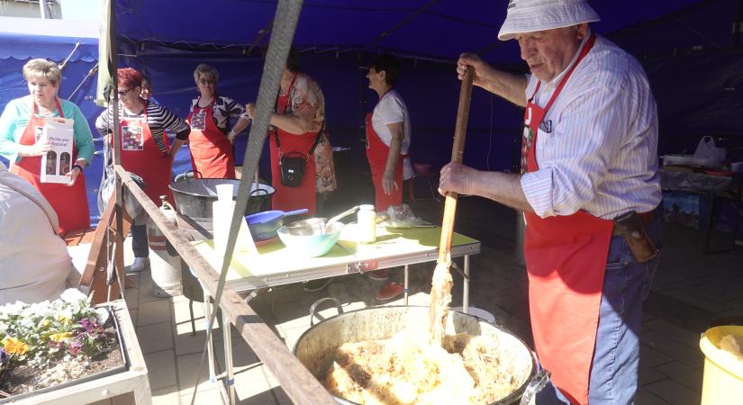 Tejes-véres májashurka – ez a polgári különlegesség