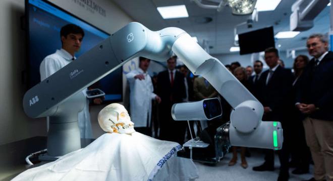 Átadták a Nemzeti Orvosi Innovációs Képző Központot