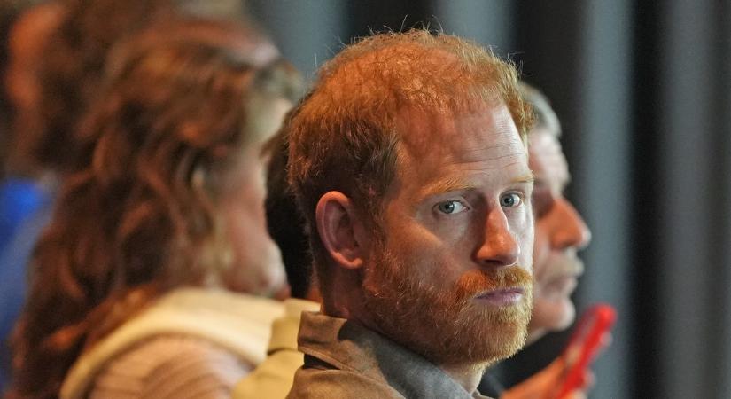 A színpadon omlott össze Harry herceg: megtörten beszélt a fájdalmáról