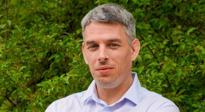 A jövő mozgásban dől el – Interjú a KIDEX alapítójával az egészségtudatos generációk titkáról