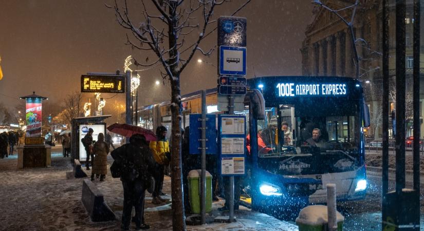 Itt a nagy bejelentés, hamarosan teljesen megváltozik a reptéri buszok menetrendje