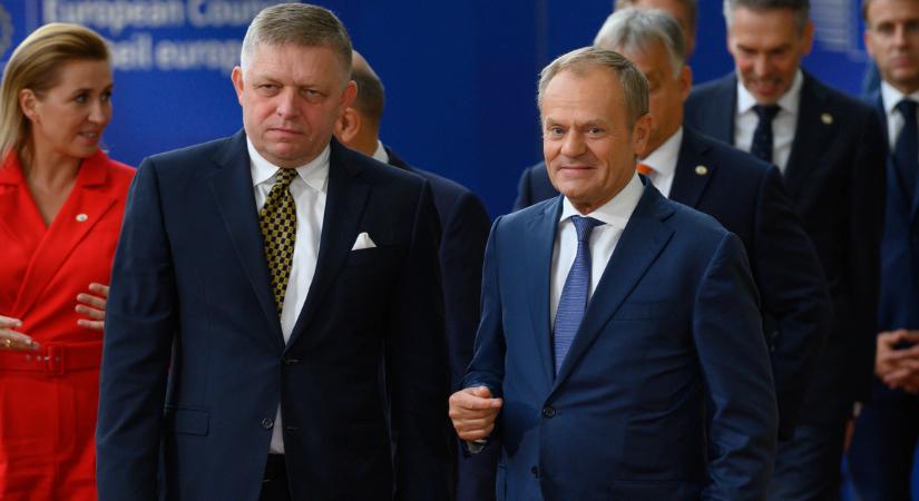 A lengyel miniszterelnök meggyőzte Robert Ficót, aki nem veszi át Orbán Viktor negatív szerepét az EU-ban