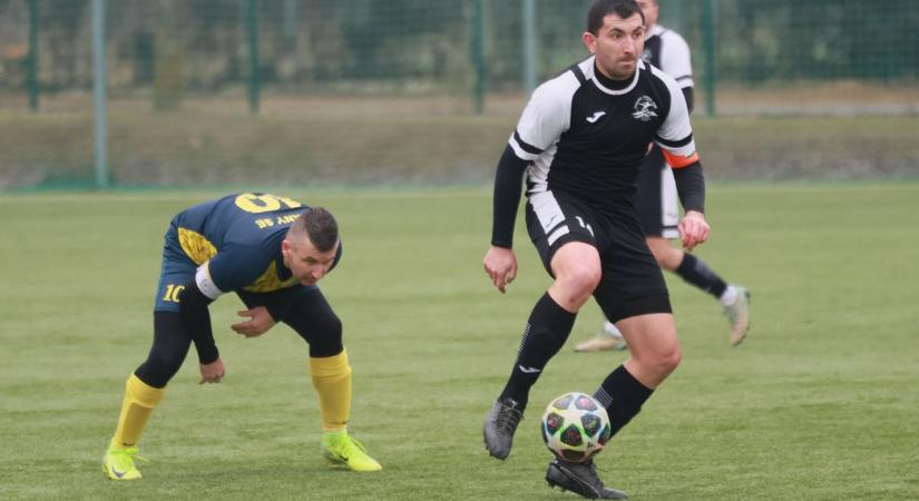 Hét gólos meccsen nyert a Csenger, a Nagyecsed nem hibázott – edzői reakciókkal