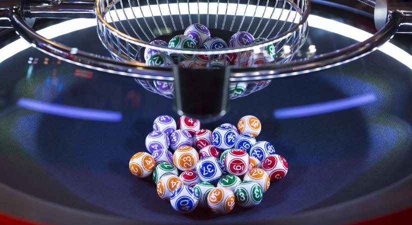 Megvannak az ötöslottó nyerőszámai: valaki elvitte a 6,78 milliárdos giganyereményt