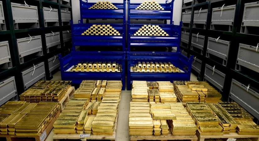 Rossz hírt közölt az MNB: nagyot zuhant a magyar aranytartalék értéke