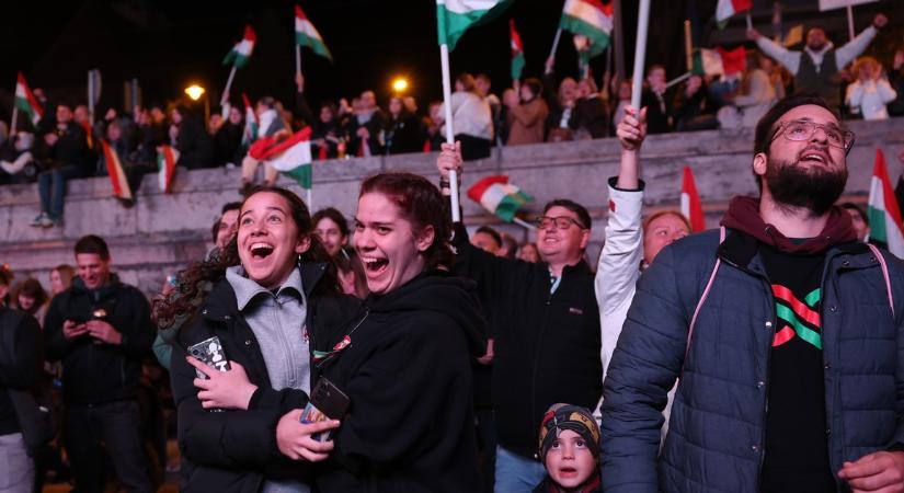 Kiszámolták, a győzteskompenzáció nélkül is meglett volna a kétharmad a Tiszának