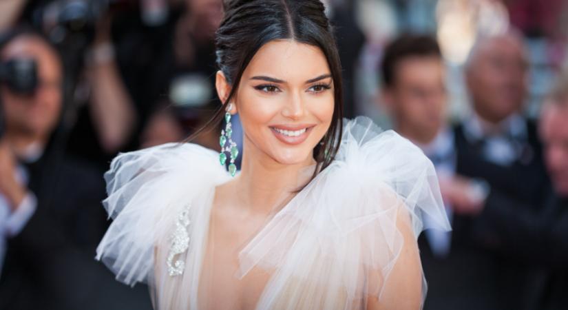 Kendall Jenner reagált a plasztikai műtétekről szóló pletykákra, pontot tett a találgatások végére