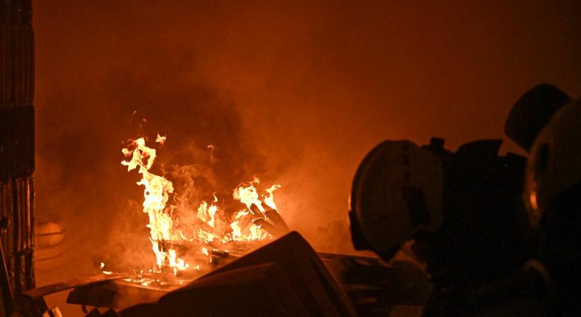 Borzalmas baleset Szlovákiában – Teljesen kiégett egy kárpátaljai utasokat szállító busz