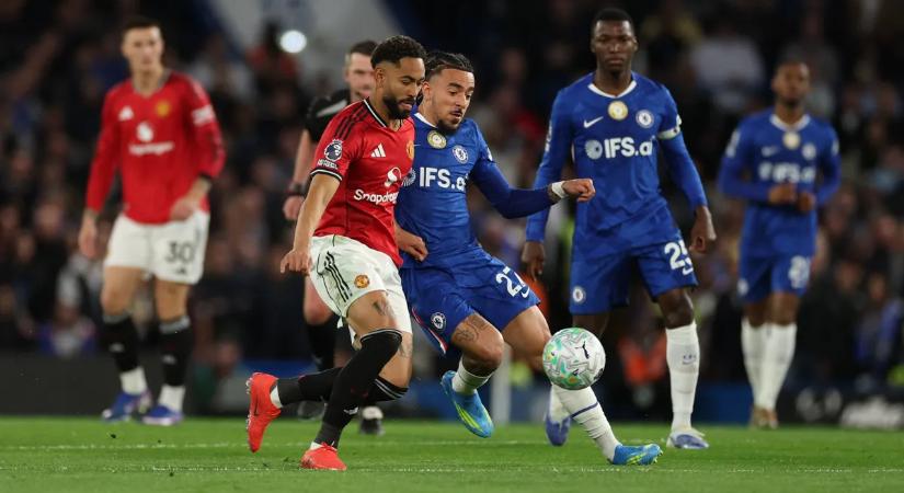 Nem játszott jól, de fontos győzelmet aratott a Manchester United a Chelsea otthonában