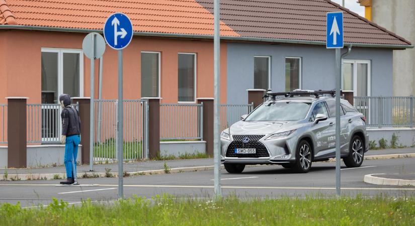 Magyar fejlesztés: Az autó már azelőtt figyelmeztet, hogy baj lenne