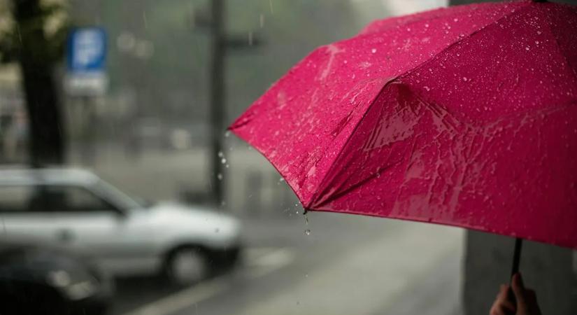 Jobb lesz kéznél tartani az esernyőket: csapadékos időjárással folytatódik a jövő hét