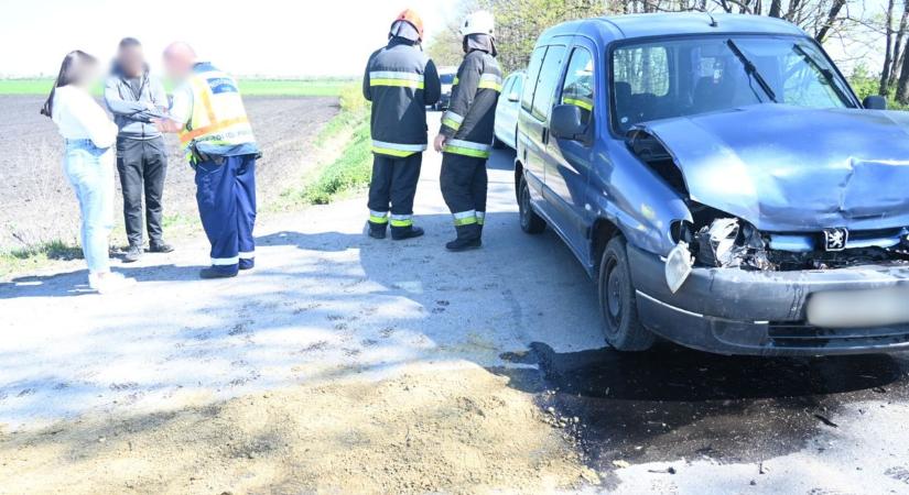 Közel féltucat autó volt érintett a ladányi karambolban