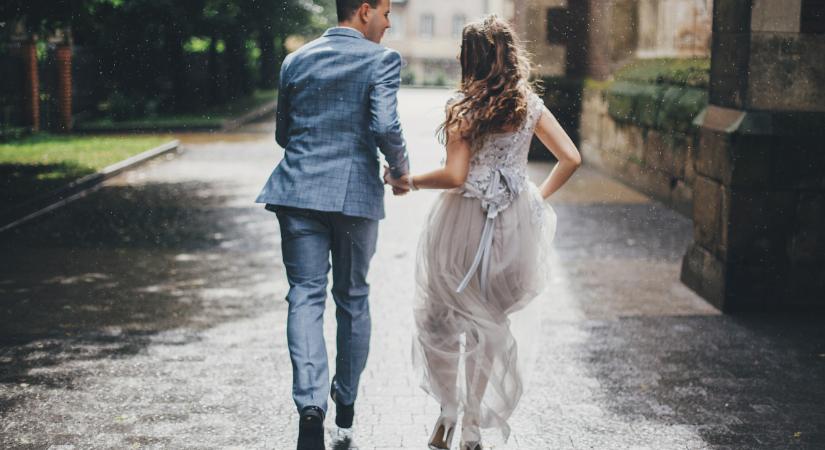 Felejtsd el a tavaszi menyegzőt – ezeket a fotókat látva te is egyből nyári esküvőt akarsz majd