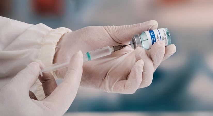 Hazudott a Covid-oltásáról, kirúgták a szövetségi kapitányt