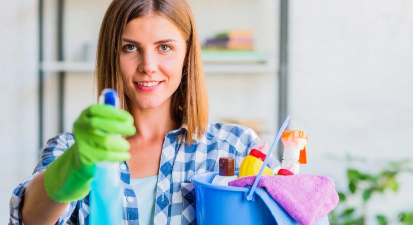 Villámtakarítás 8 perc alatt: gyors tippek váratlan vendégekhez