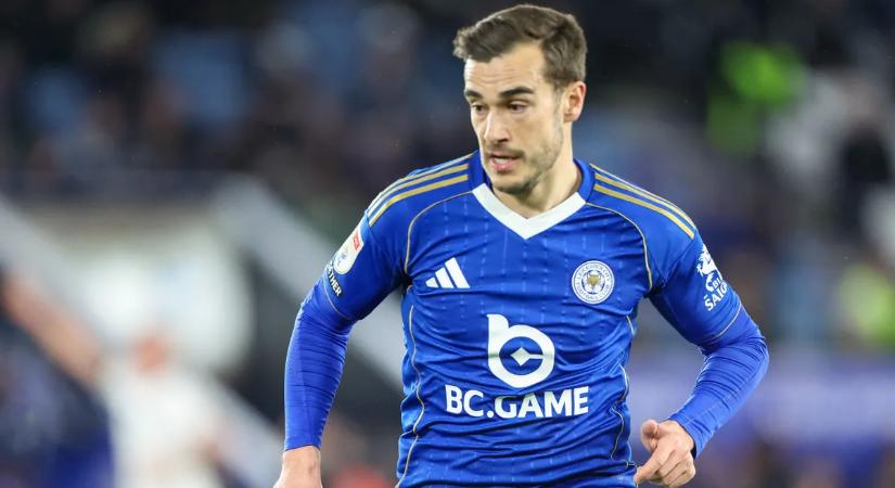 Káromkodva balhézott a szurkolókkal a kiesés szélén álló csapat sztárfocistája – videó