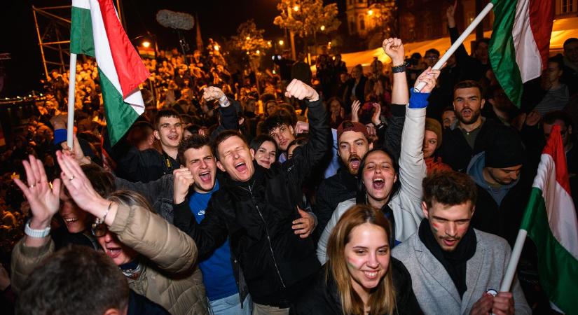 Papp Sándor Zsigmond: Történelmi levegő