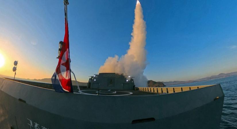 Ballisztikus rakétákat lőtt ki Észak-Korea, a Nemzetközi Atomenergia-ügynökség is aggódik a Kim-rezsim nukleáris kapacitásai miatt