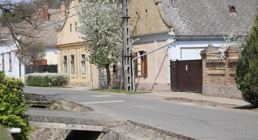 Hétfőtől újra menetrend szerint járnak a buszok