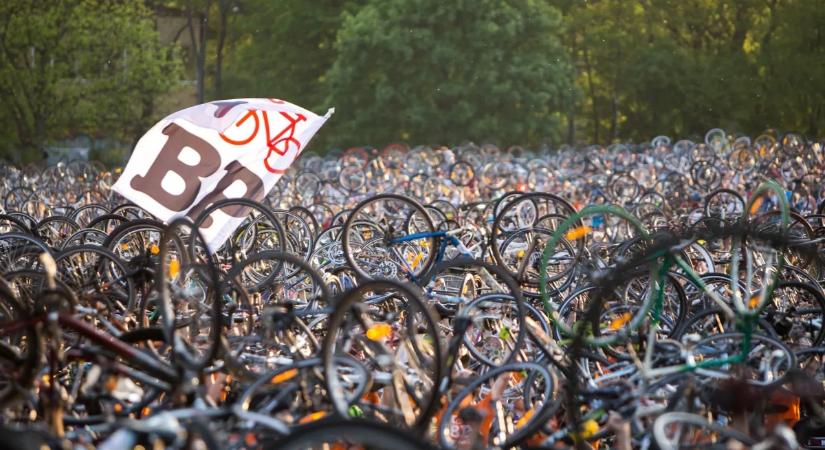 Így ünnepelték a bringázást tízezrek az I bike Budapesten