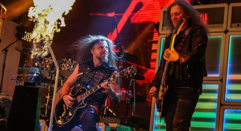 Rocklegendák és történelmi futás: idén tavasszal Komárom pezsegni fog a fesztiválhangulattól