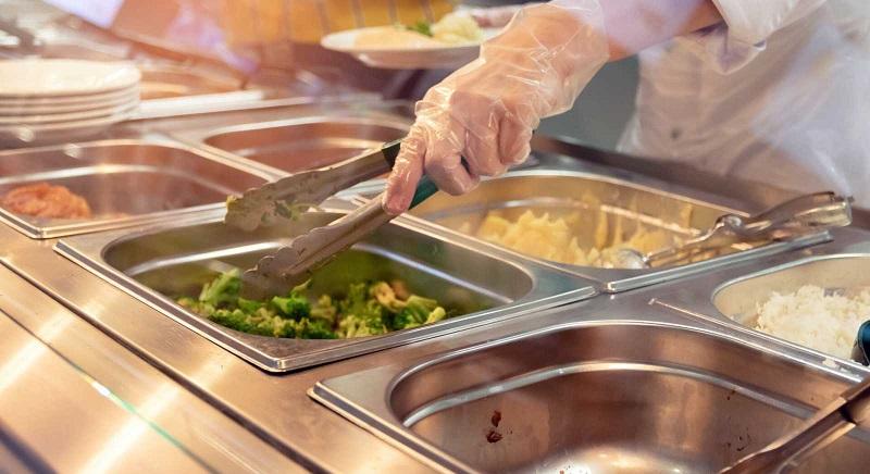 Felfüggesztették az étterem tevékenységét, ahol a gyanú szerint ételmérgezést kaptak a sportolók