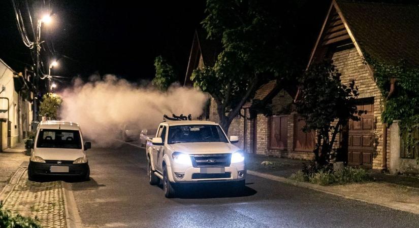 Vége a szúnyoginváziónak? Új gép segíti a védekezést Tolnában