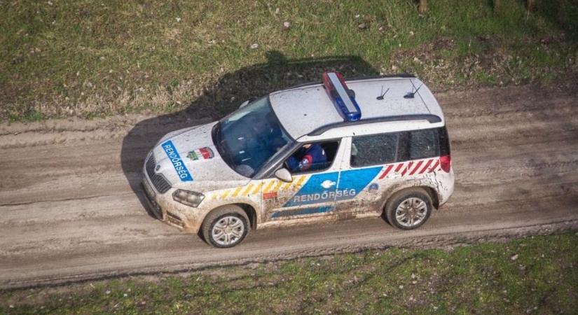 Nem mindennapi "segítő" csatlakozott az eltűnt asszonyt kereső rendőrökhöz