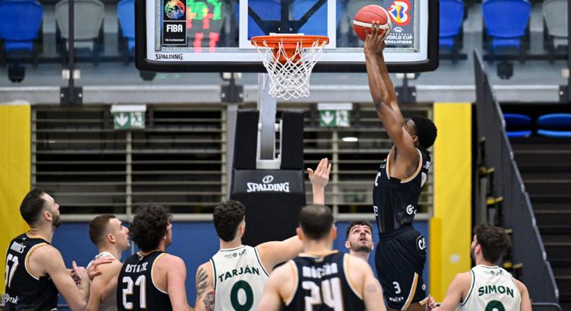 Hátrányban a rájátszásban a debreceni kosarasok