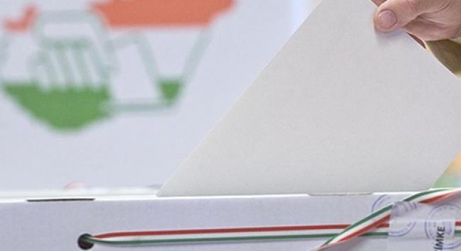 Három hete van még a jelölteknek a plakátok eltávolítására