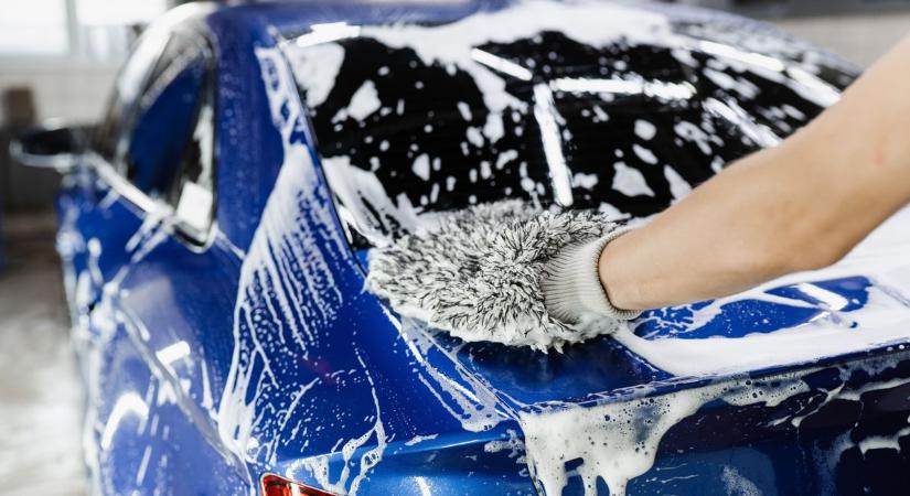 Autómosás tavasszal? Sokan rosszul csinálják - szakértő figyelmeztet