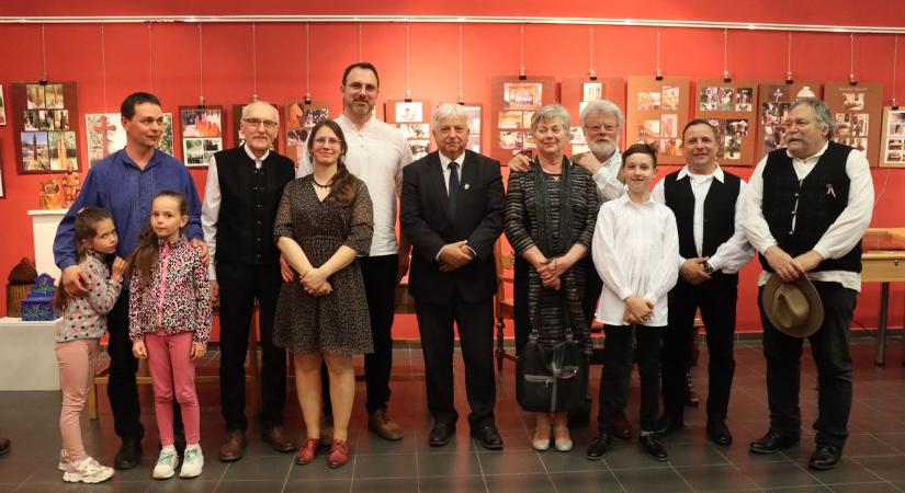 A Velemi Stúdióval az idő közepén - a celli Tulipán Fesztiválon és a KMKK Móritz Galériájában