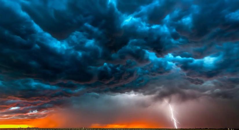 Órákon belül lecsap a hidegfront, jéggel és zivatarokkal tör be a rossz idő