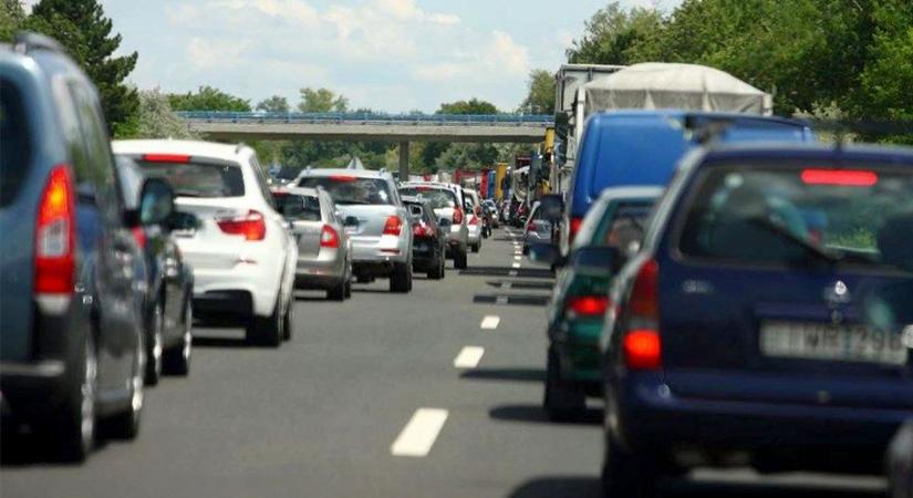 Igyon meg egy citromfűteát, mielőtt felhajt az M3-asra, higgye el, szüksége lesz rá